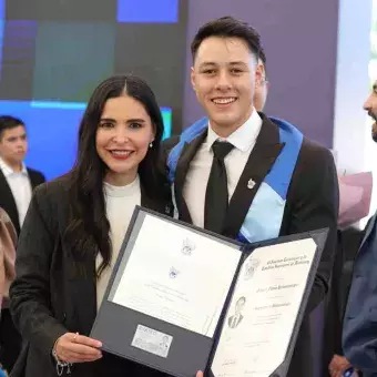 Graduación Profesional y posgrado junio 2022