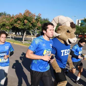 Carrera Tec Guadalajara Think, Feel, Run.