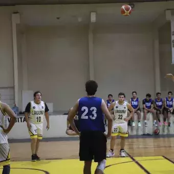 Borregos Laguna en basquetbol varonil ADUL