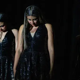Tres bailarinas Hotel 66