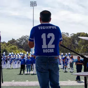 El director Jorge Rocha, dando un mensaje a la comunidad