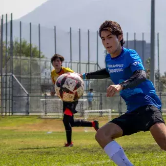 Partido de futbol de campus Laguna en los Intercampus