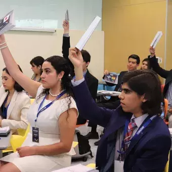 Estudiantes en modelo de las naciones unidas 