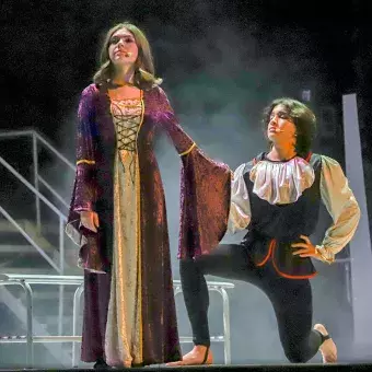 Interpretación de Romeo y Julieta en el musical FAME del Tec de Monterrey campus Laguna