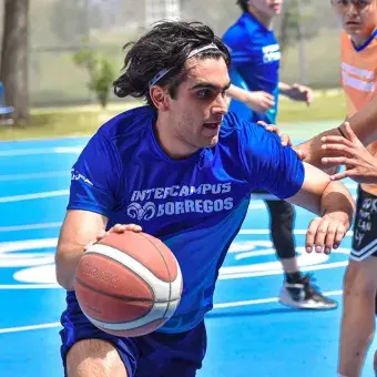 Integrante del equipo de campus Santa Fe durante el encuentro con Toluca.