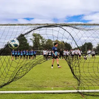 Tiro a gol de Tec campus Santa Fe contra PrepaTec Chiapas.