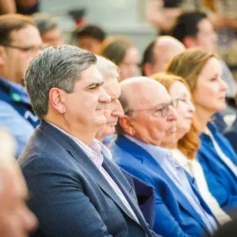 Directivos del Tecnológico de Monterrey presentes en la colocación de la primera piedra del HUB.
