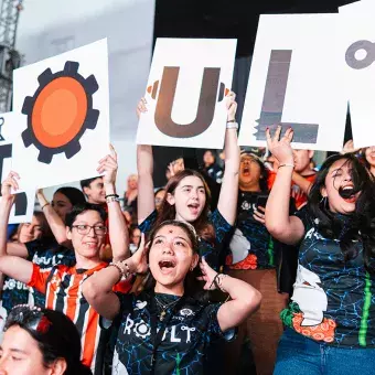 La porra del equipo local en FIRST Regional Laguna 2025