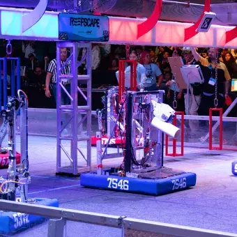 La cancha del juego del robot en FIRST Regional Laguna 2025