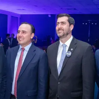 Javier Díaz, Manolo Jiménez, Juan Pablo Murra y Adrián González en evento del 50 aniversario del Tec de Monterrey campus Saltillo.