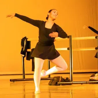 Dos bailarinas del Tec de Monterrey campus Laguna presentan muestra de danza