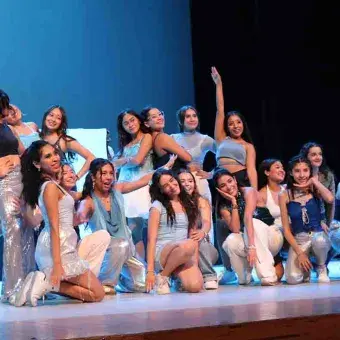 Compañías de danza moderna y urbano 