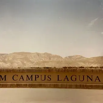 Identificador del Tecnológico de Monterrey campus Laguna a su llegada a la unidad desierto