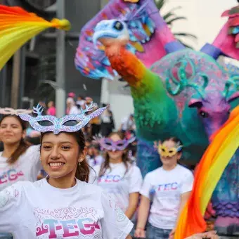 MiCEMtecuhtli, alebrije hecho por estudiantes del Tec campus Estado de México, es presentado en el Desfile y Concurso de Alebrijes Monumentales 2025.