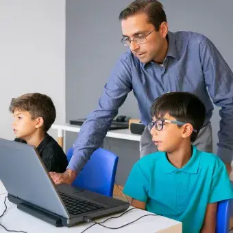 Invitan a usar la IA para educar