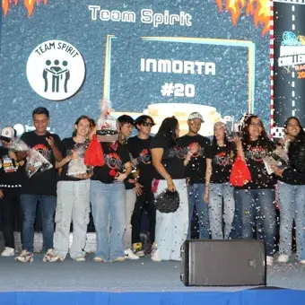 El Tec campus Cuernavaca realizó el Downhill Challenge 2025, donde equipos compitieron con gravity cars en una pista de obstáculos, premiando velocidad, diseño, creatividad y desempeño.