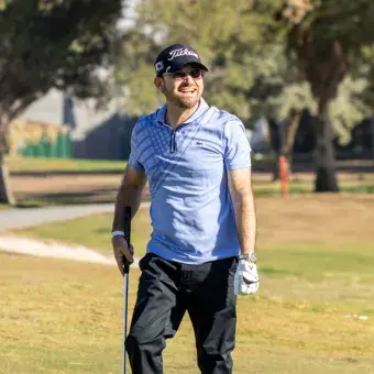Golfista participando en Torneo de Golf EXATEC Blue Open 2026 del Tec de Monterrey campus Laguna