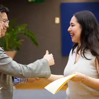 Los estudiantes fueron premiados por su trabajo.